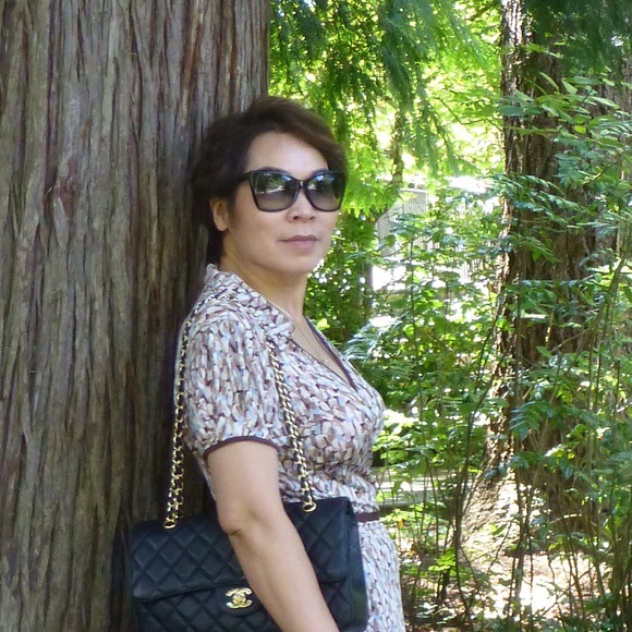 Meet your Posher, Heidi - Picture 1 of 1