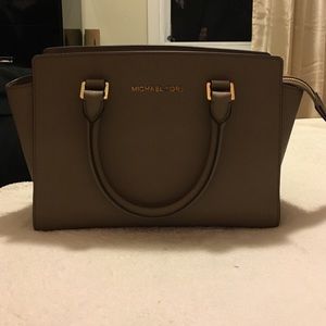 Michael Kors medium Selma