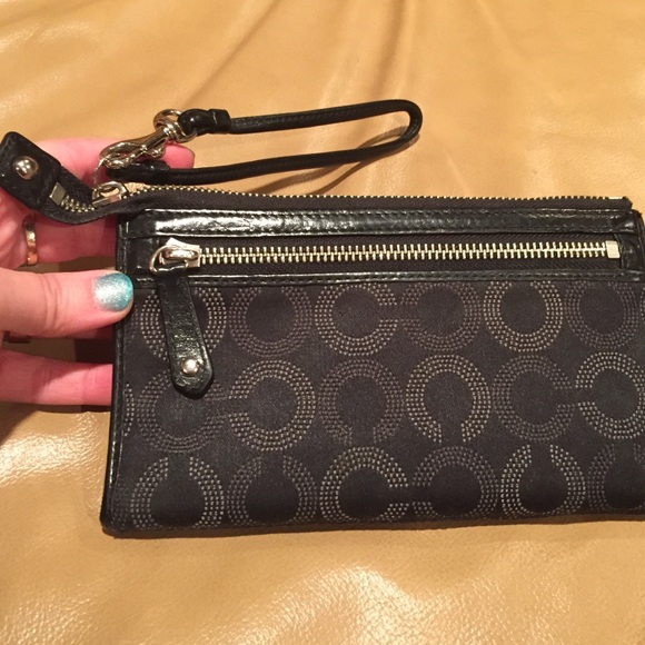 Authentic Coach Wristlet - Picture 3 of 4