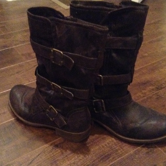 Brown boots