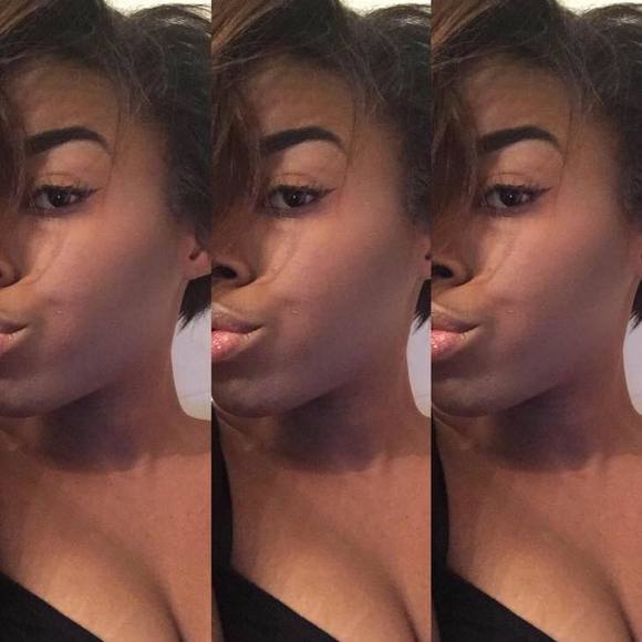 Meet your Posher, Ariee