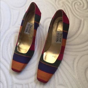 Vintage multicolor heels