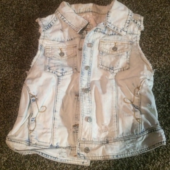 ...lost acid wash distressed jean vest