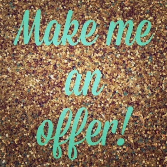 Everything Must Go!!! Make Me Offers 💕💕💐💐😊😊 - Picture 2 of 3