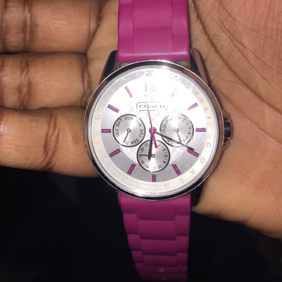 Coach Watch - Picture 4 of 4