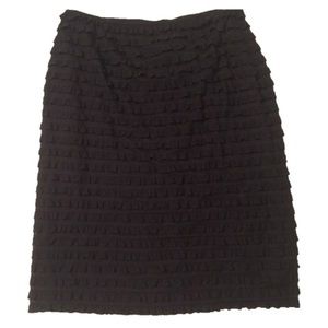 New with Tags Frank Lyman ruffle stretchy skirt