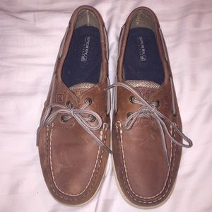 Practically New Sperry's!