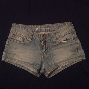 Bullhead/PacSun denim shorts