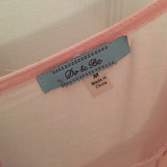 Pink blouse 💓 - Picture 3 of 3