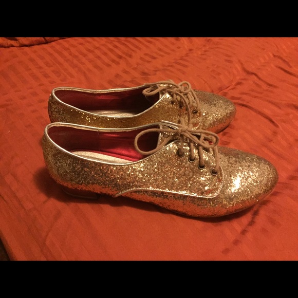 Wanted Gold glitter oxfords