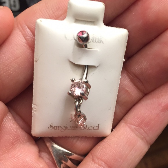 Belly button ring - Picture 2 of 3