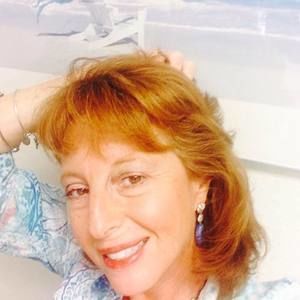 Meet your Posher, Dolly