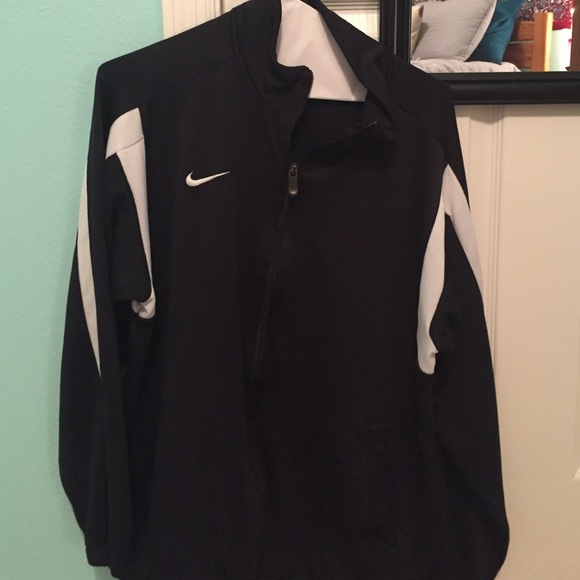 NIKE Jacket - Picture 1 of 4