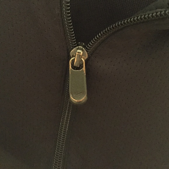 NIKE Jacket - Picture 3 of 4