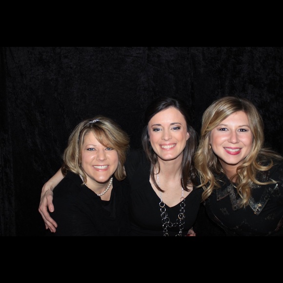 Meet your Posher - Picture 2 of 4