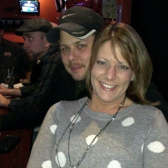 Meet your Posher - Picture 3 of 4