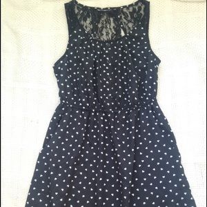 Short heart pattern dress with pockets.