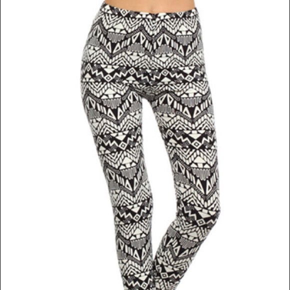 Tribal print leggings
