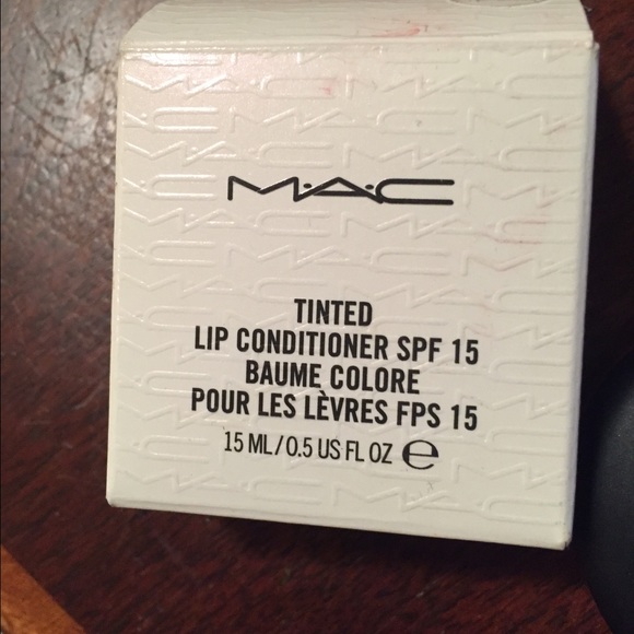 MAC Lip Conditioner