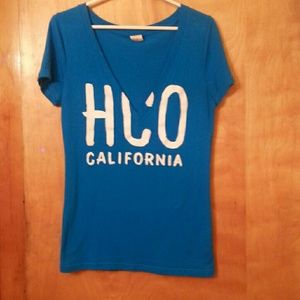 HOLLISTER V-NECK T-SHIRT  (TEAL)