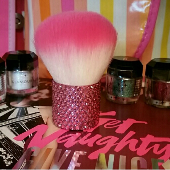 Other - Glamour Kabuki Brush! Blush Brush NEW!