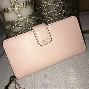 Coach tech wallet
