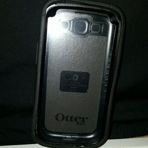 Samsung Galaxy S3 Otterbox Phone Case