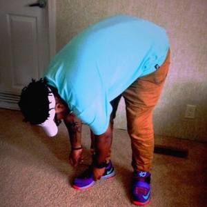 Meet your Posher, Larvey