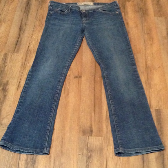 🌸 Hollister Jeans and Top 🌸 - Picture 3 of 4