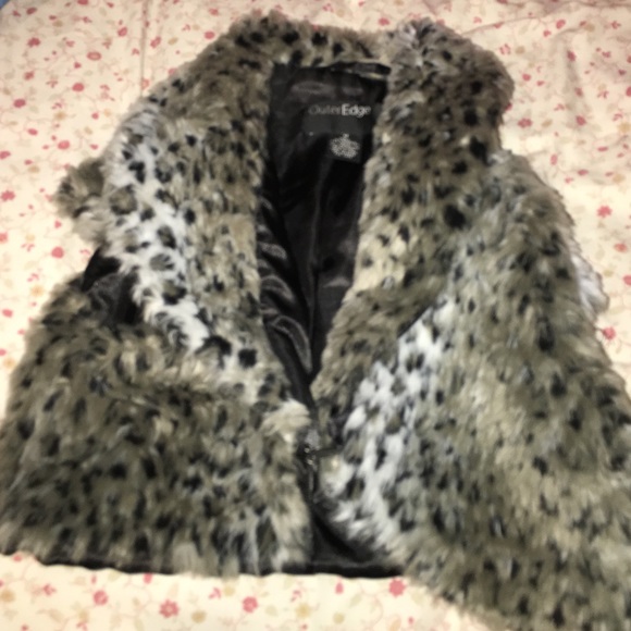 Medium vest