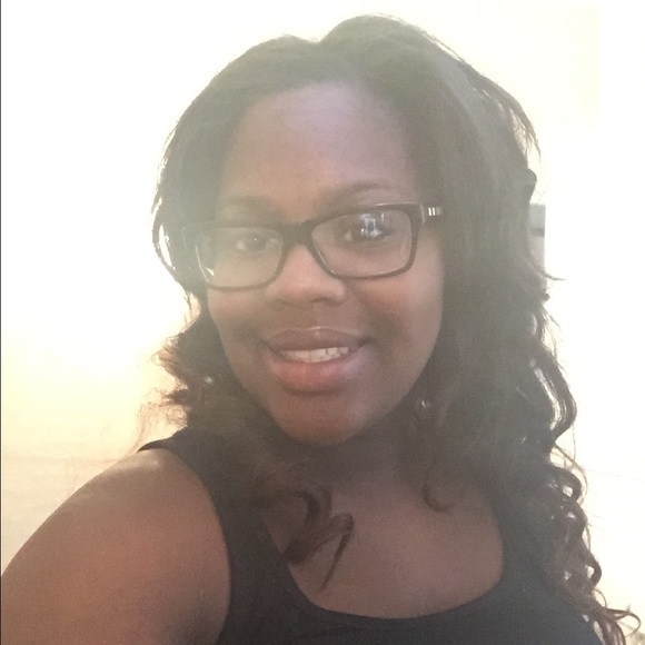 Meet your Posher, Dom