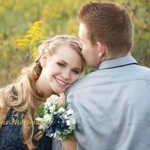 Meet your Posher, Lori