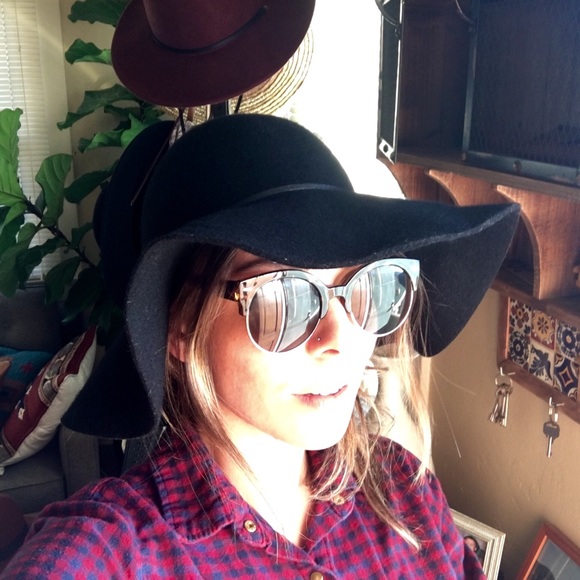 SOLD -Nordstrom Rope Trim Floppy Black Hat