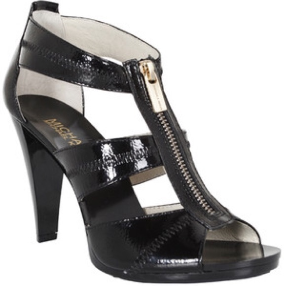Michael Kors Berkley T Strap New