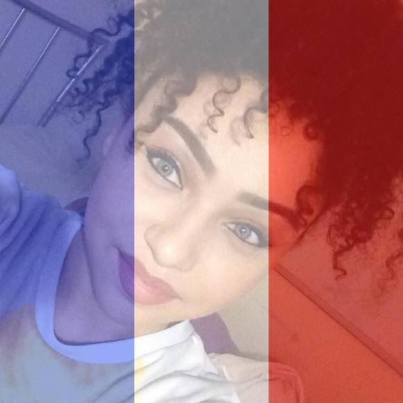 Meet your Posher, Daphney - Picture 1 of 1