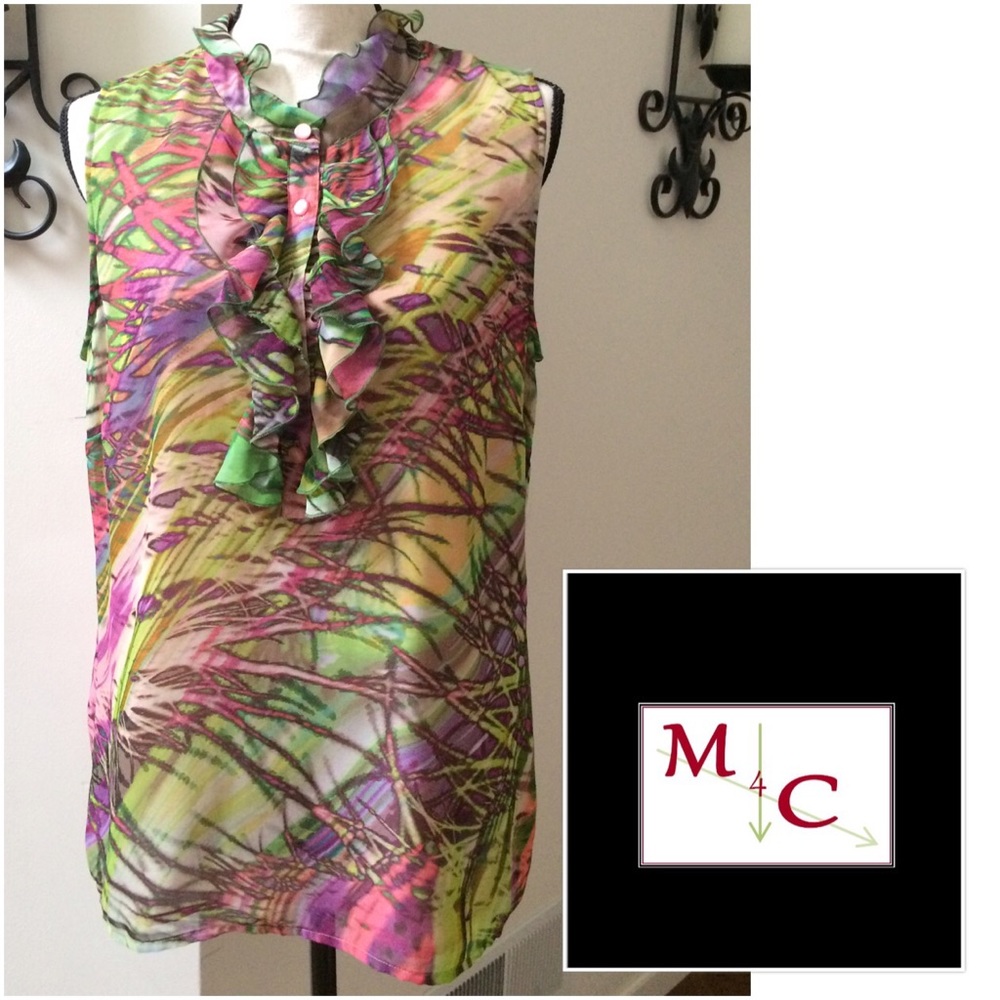 ⚜️ Fun & Sassy 💁 Sleeveless Top in Size L