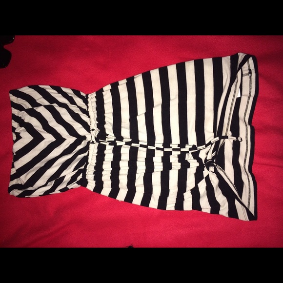 Strapless dress