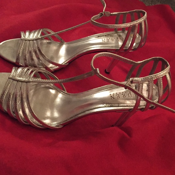 Ralph Lauren Formal Heels - Picture 2 of 3