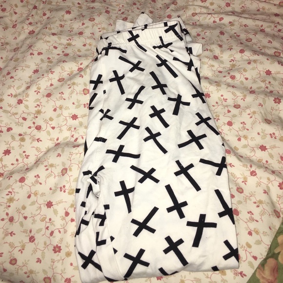 Cross leggings