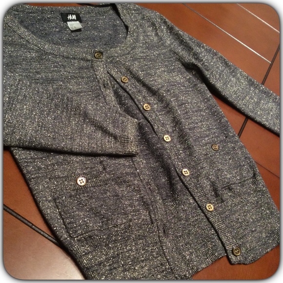 H&M Sweaters - Gold 3/4 sleeve Cardigan✨