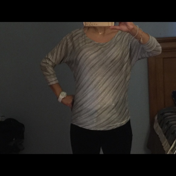 Bebe silver blouse - Picture 4 of 4