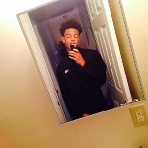 Meet your Posher, Devante