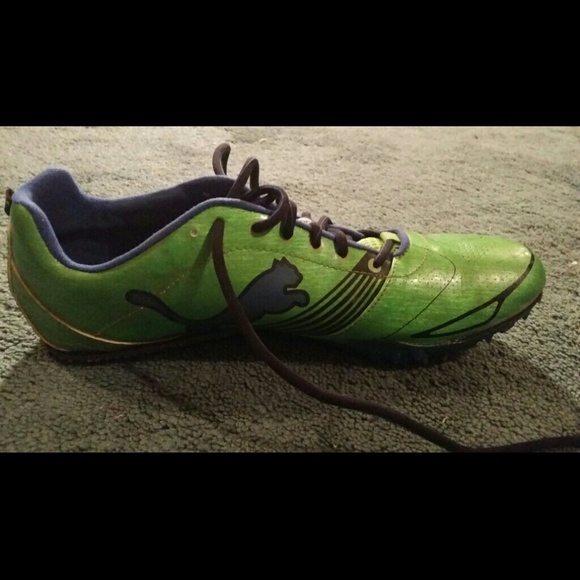 Puma TFX Complete Running Shoe with cleat spikes