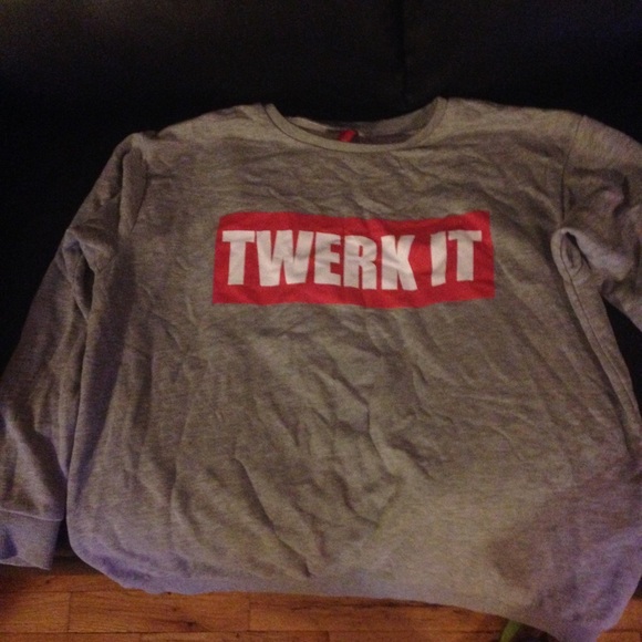 Tweak sweat shirt