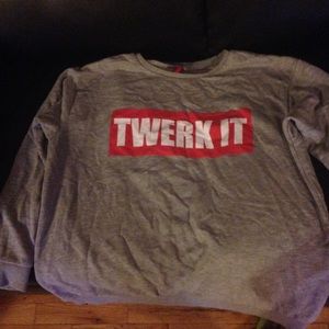 Tweak sweat shirt