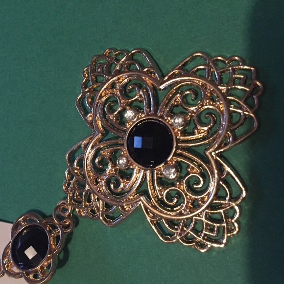 Jewelry - Picture 3 of 3