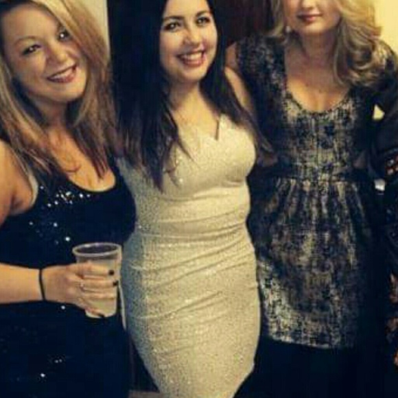 Gold sparkle dress - Picture 3 of 3