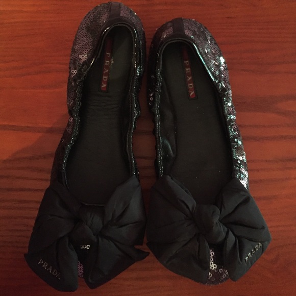 AUTHENTIC PRADA BOW FLATS