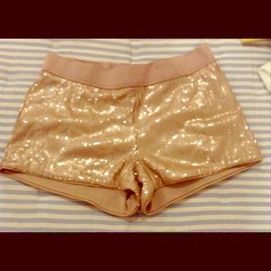 Forever 21 sequin shorts🌻