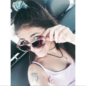 Meet your Posher, Katelyn